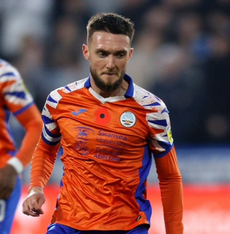 Swansea City 2022-23 Away V2 Kit