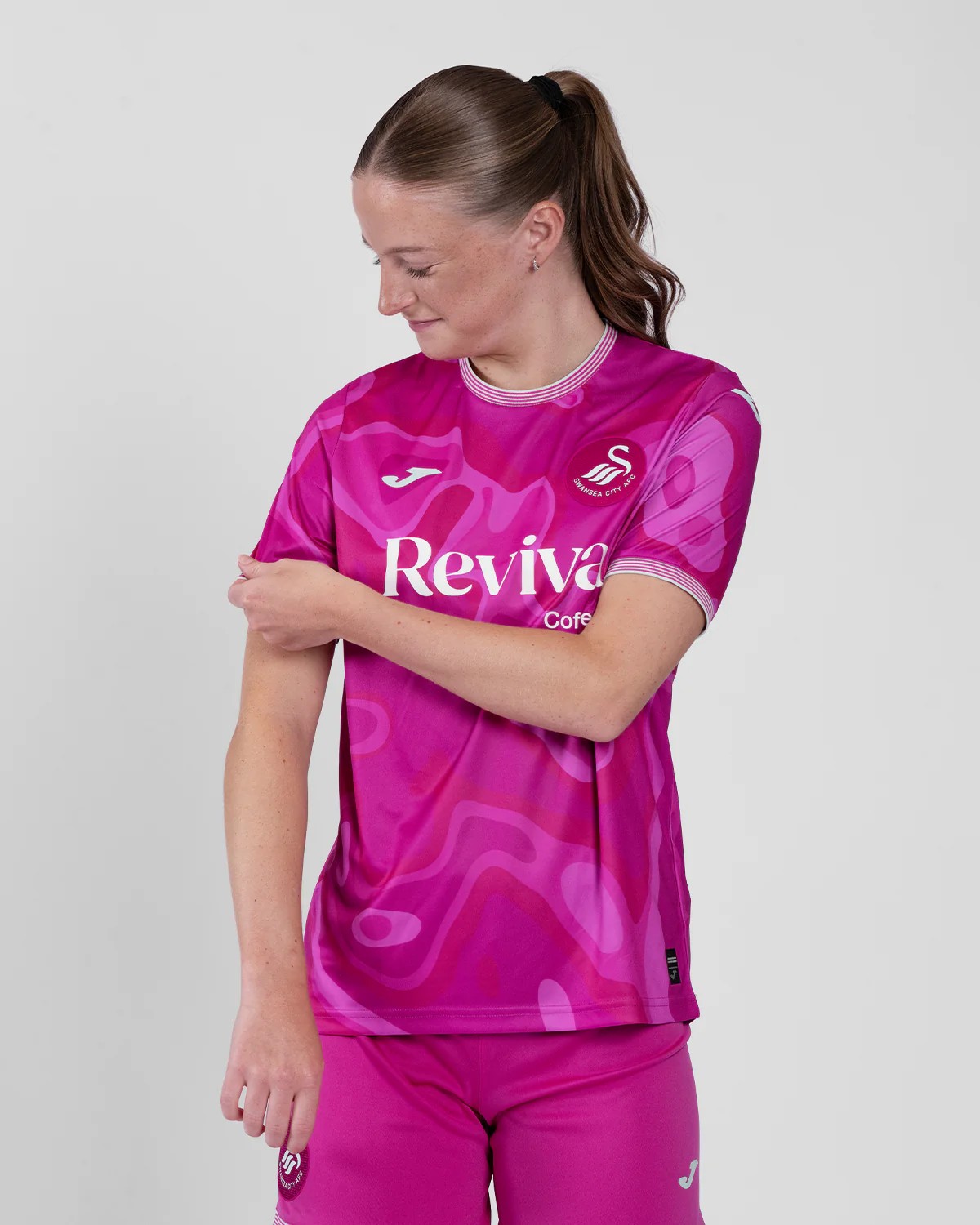 Swansea City 2025-26 GK 2 Kit