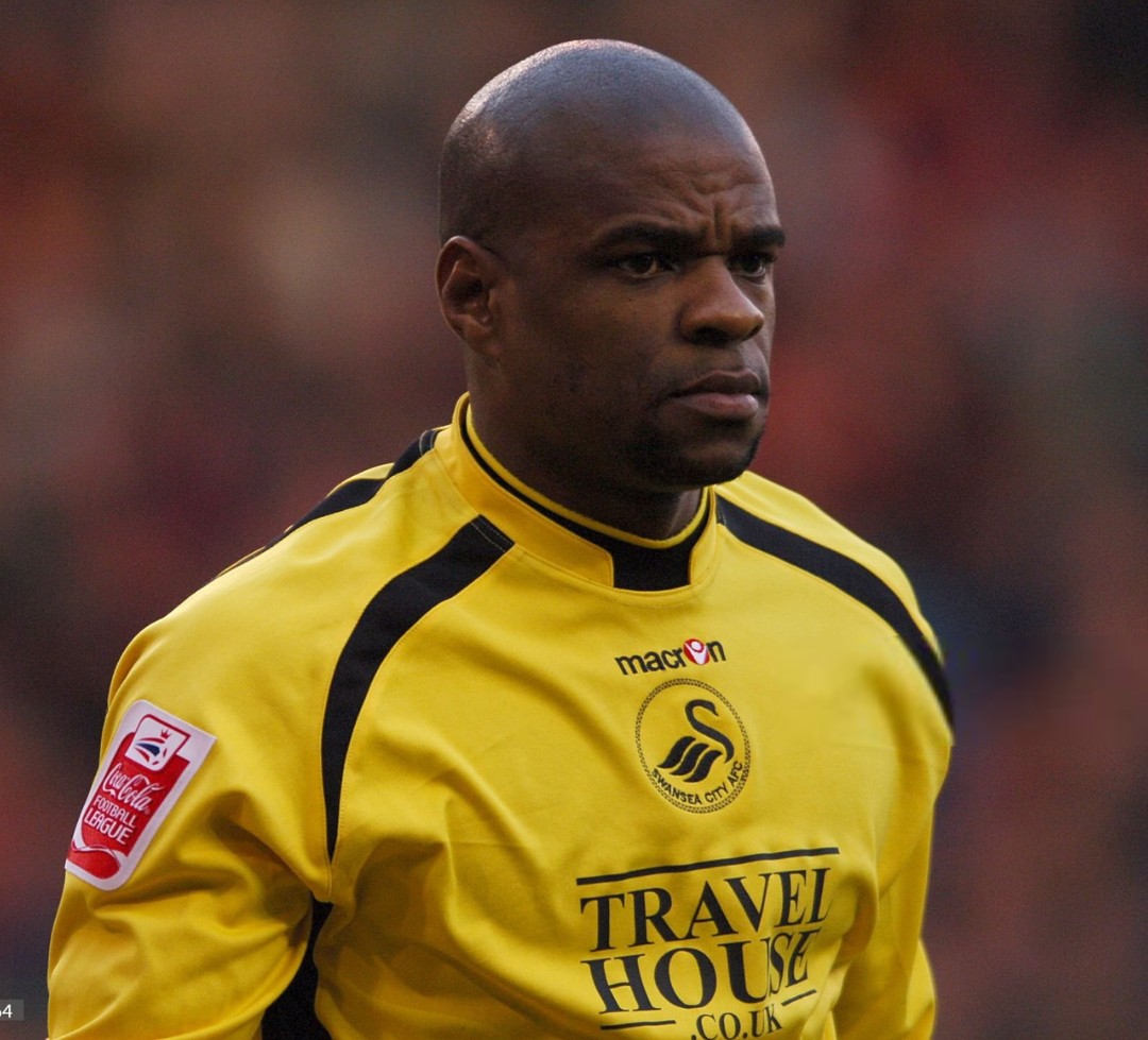 Swansea City 2006-07 GK 2 Kit