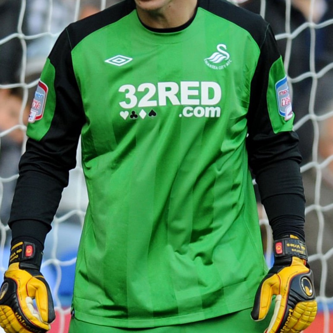 Swansea City 2010-11 GK 2 Kit