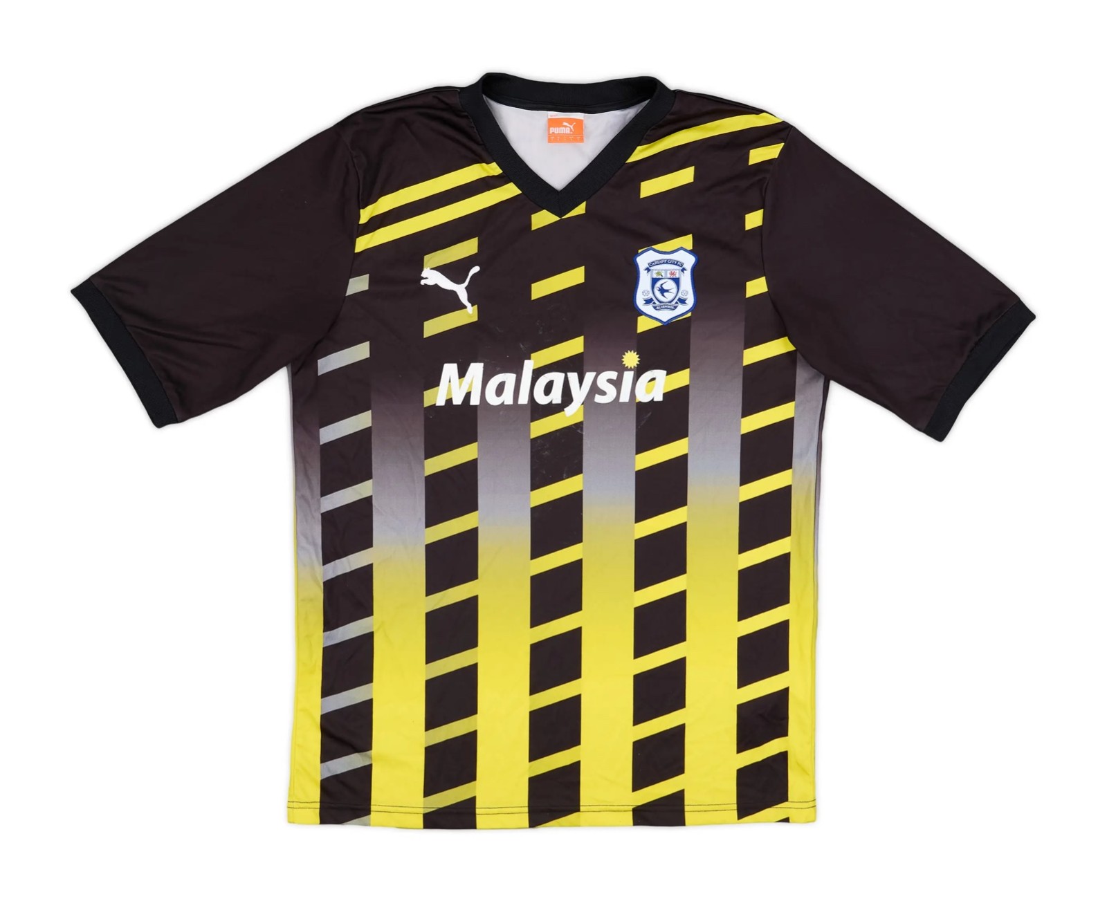 Cardiff City 2011-12 Third Kit