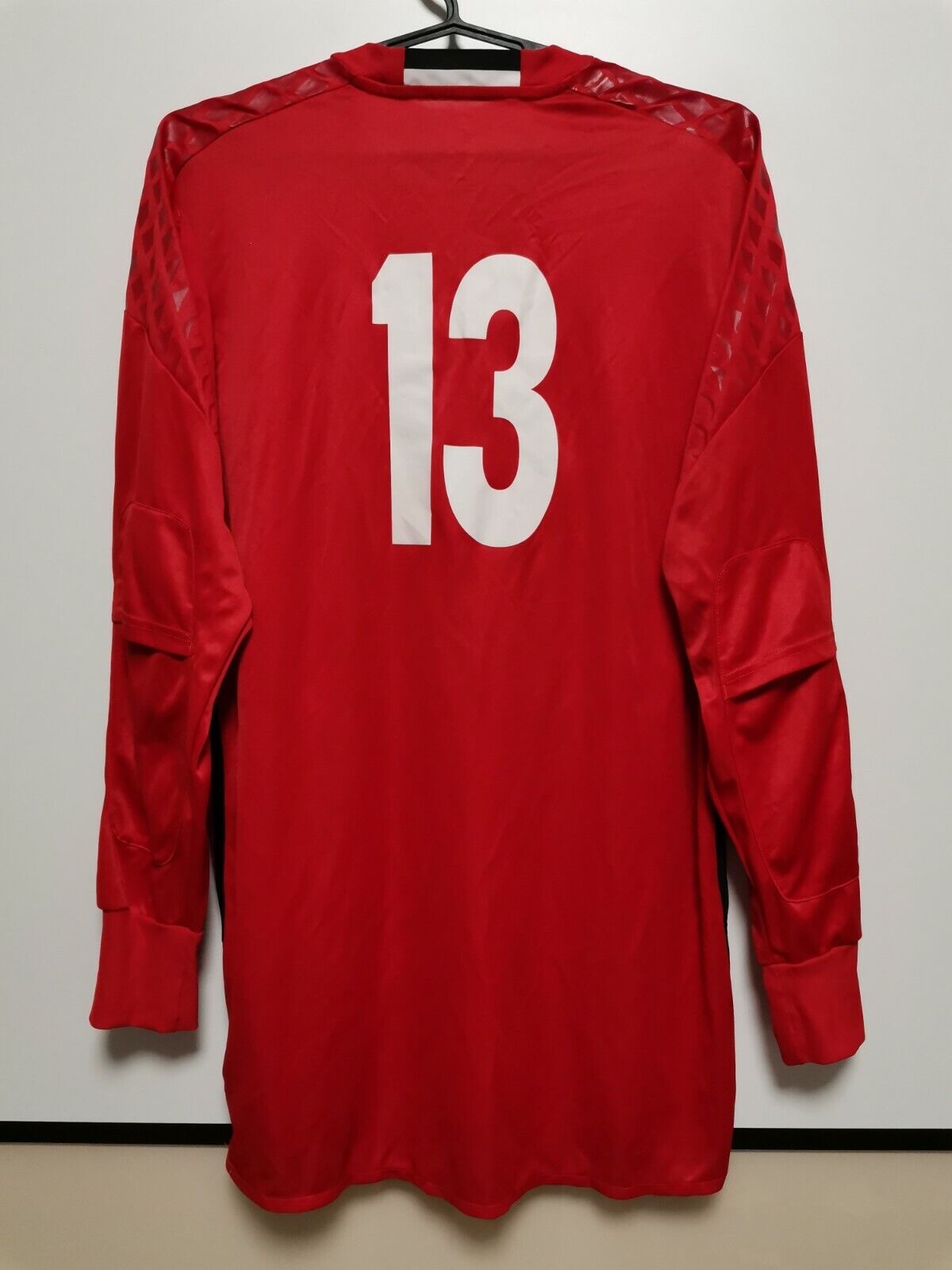 Cardiff City 2016-17 GK 1 Kit