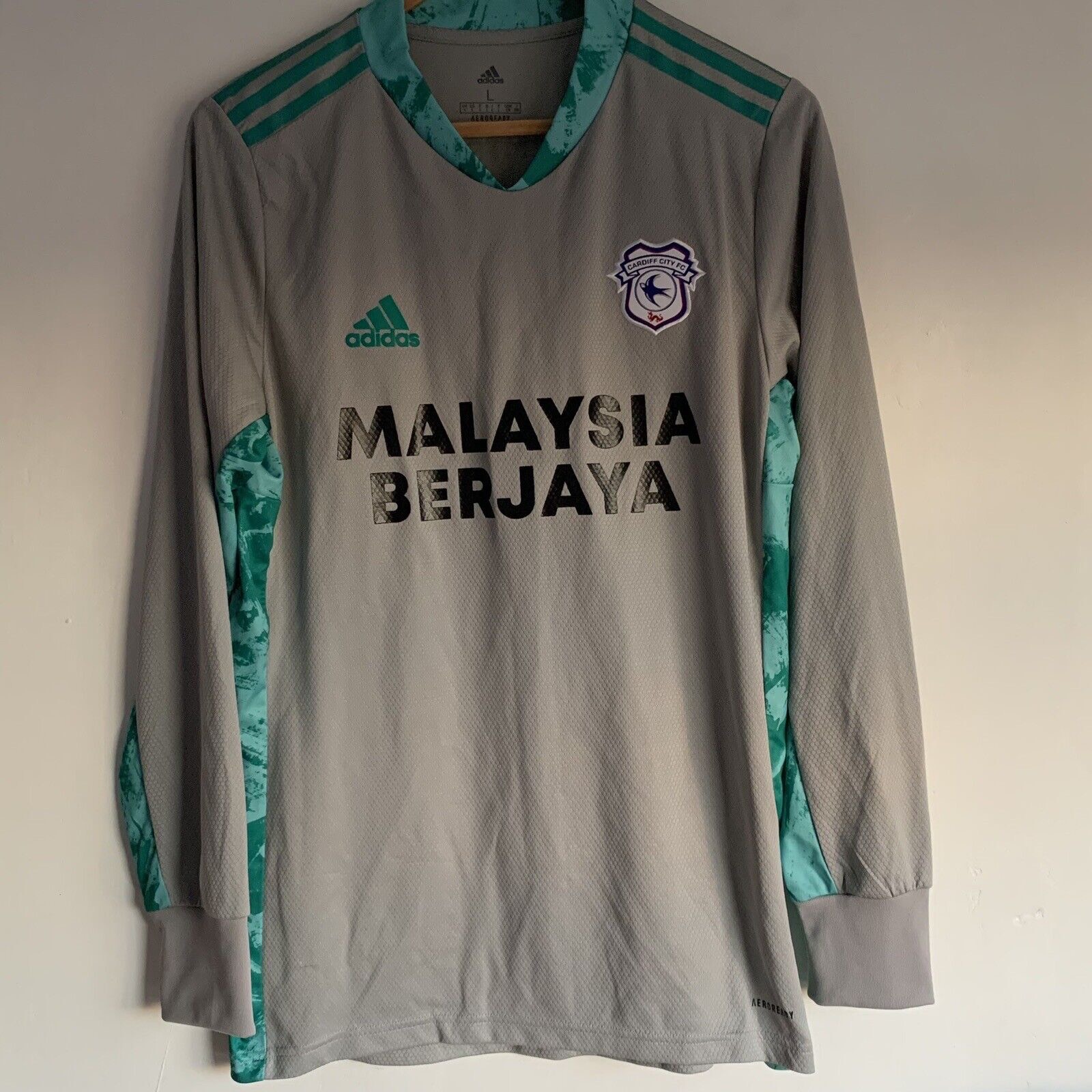 Cardiff City 2020-21 GK 3 Kit