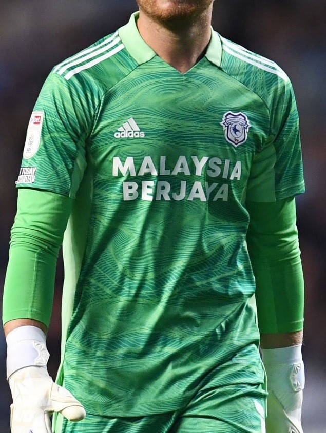Cardiff City 2021-22 GK 2 Kit