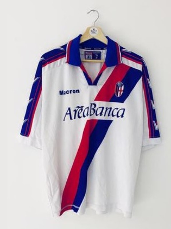 Bologna FC 2002-03 Away Kit