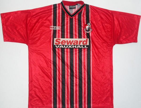 AFC Bournemouth 2001-02 Home Kit