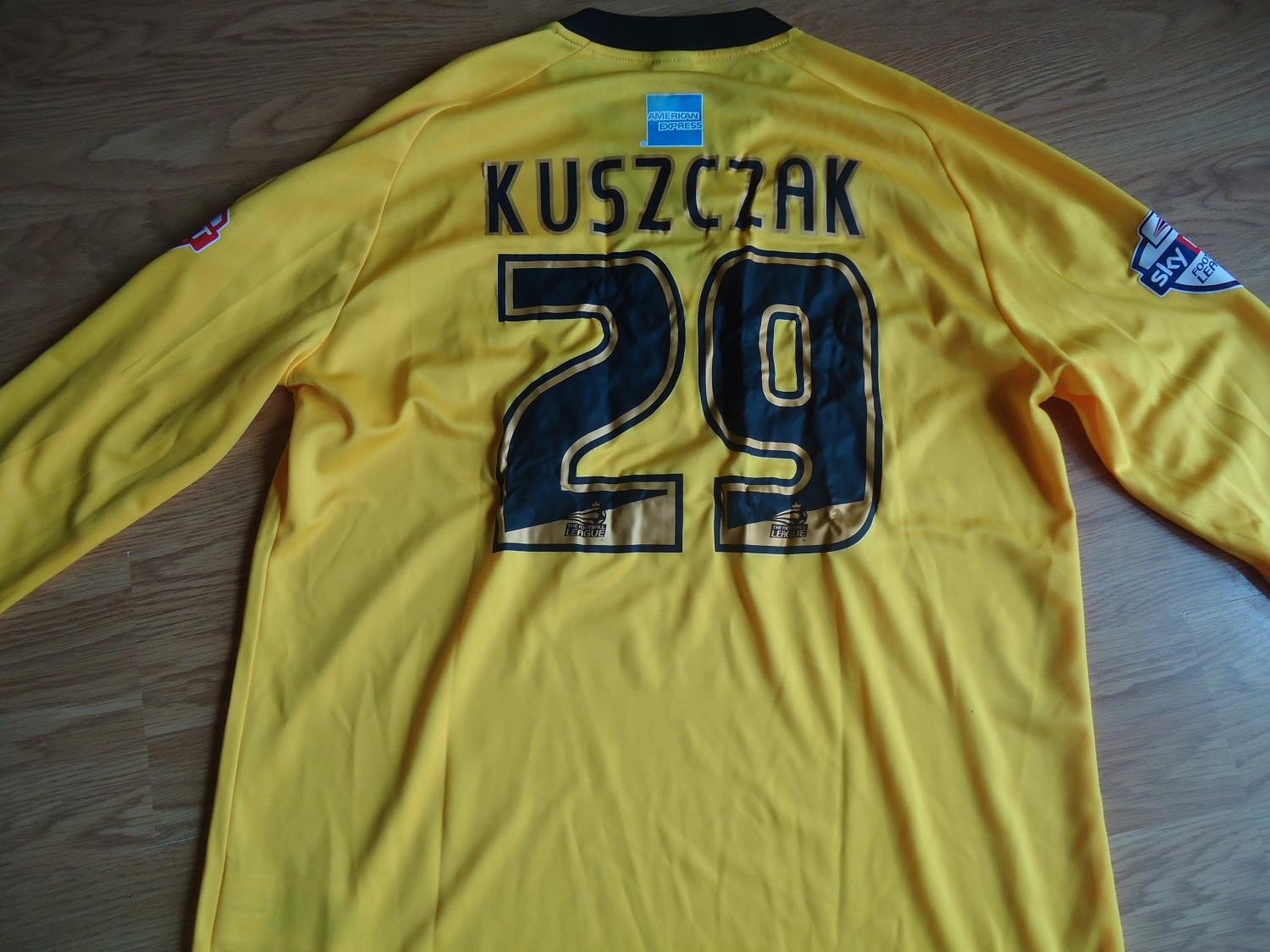 Brighton & Hove Albion 2013-14 GK 3 Kit