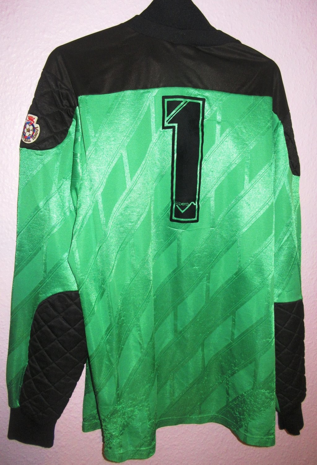Brighton & Hove Albion 1992-93 GK 2 Kit
