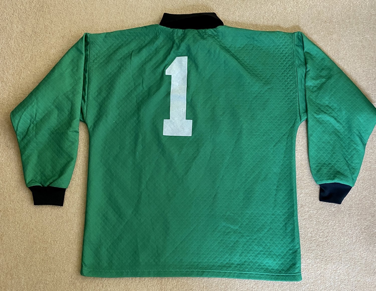 Brighton & Hove Albion 1998-99 GK 2 Kit