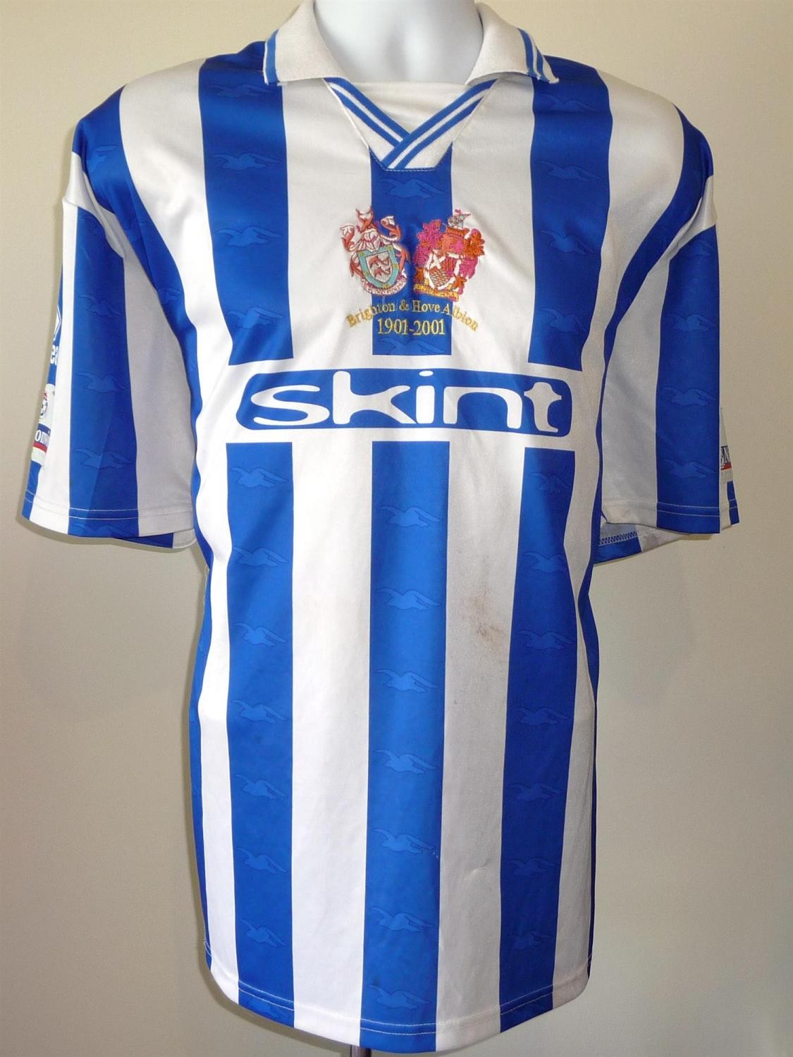 Brighton & Hove Albion 1999-00 Centenary Kit