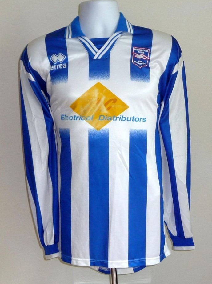 Brighton & Hove Albion 1999-00 Home V3 Kit
