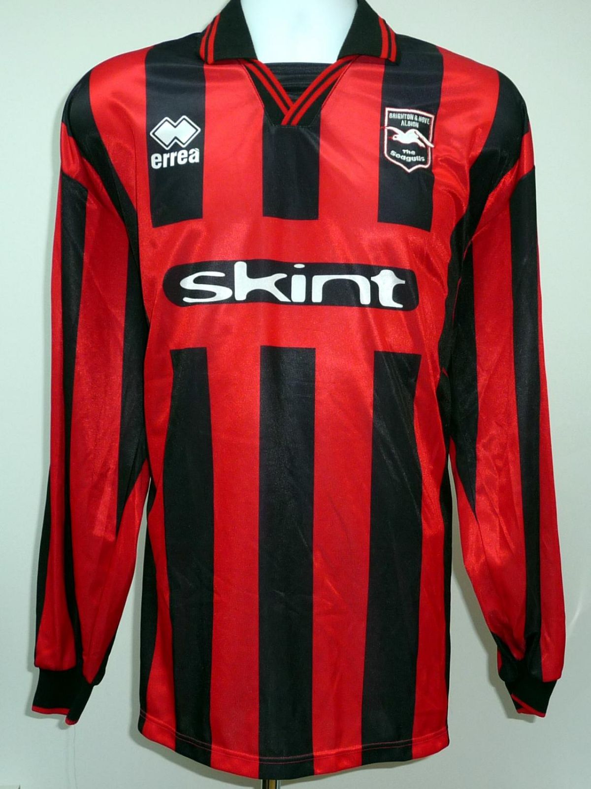 Brighton & Hove Albion 2001-02 Away Kit