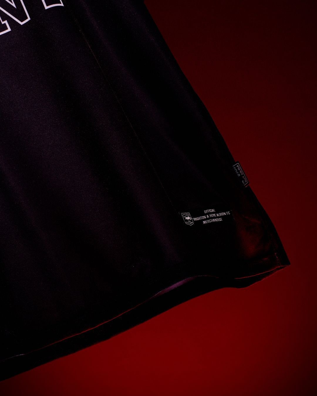 Brighton & Hove Albion 2002-03 Away Kit