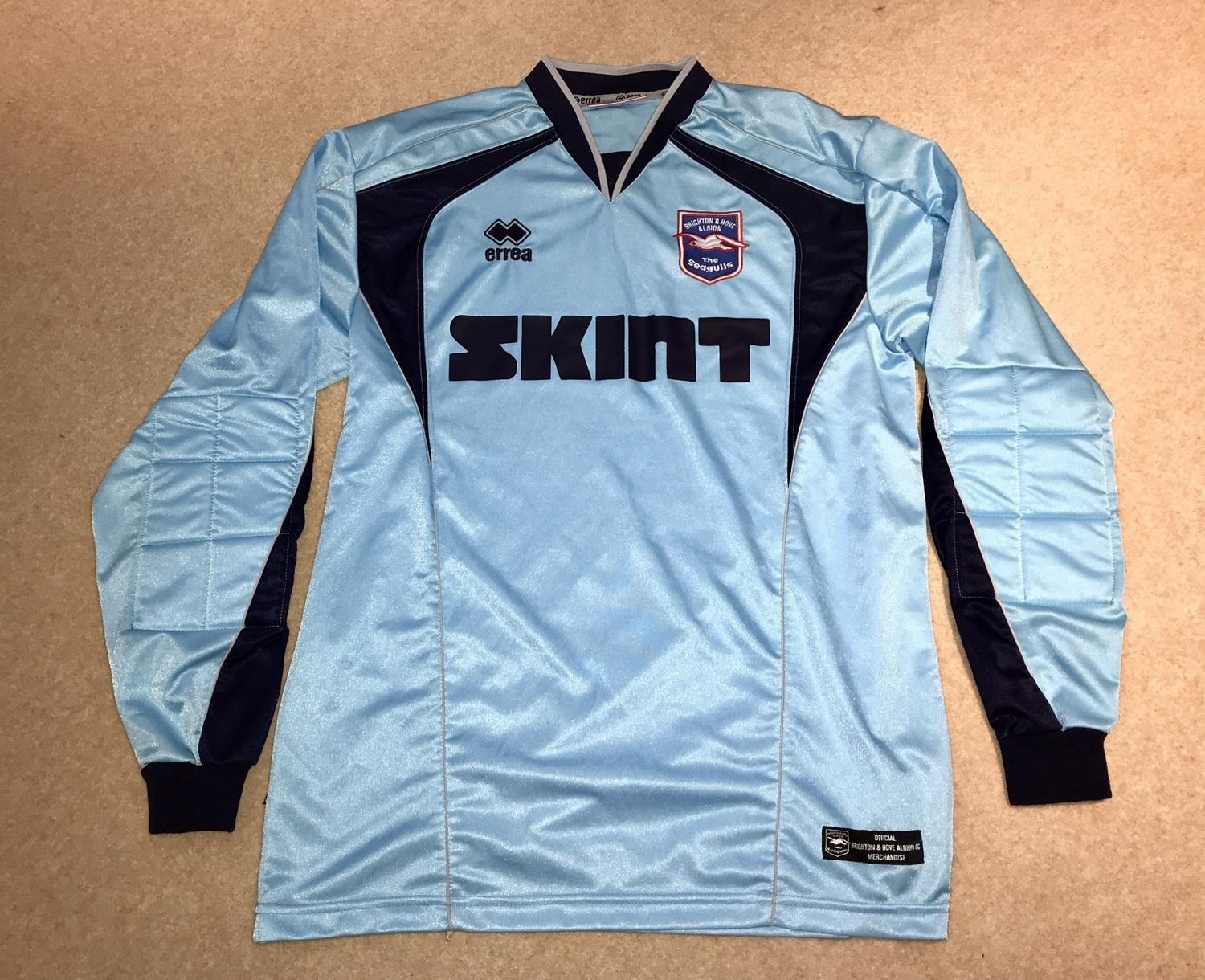 Brighton & Hove Albion 2003-04 GK 1 Kit