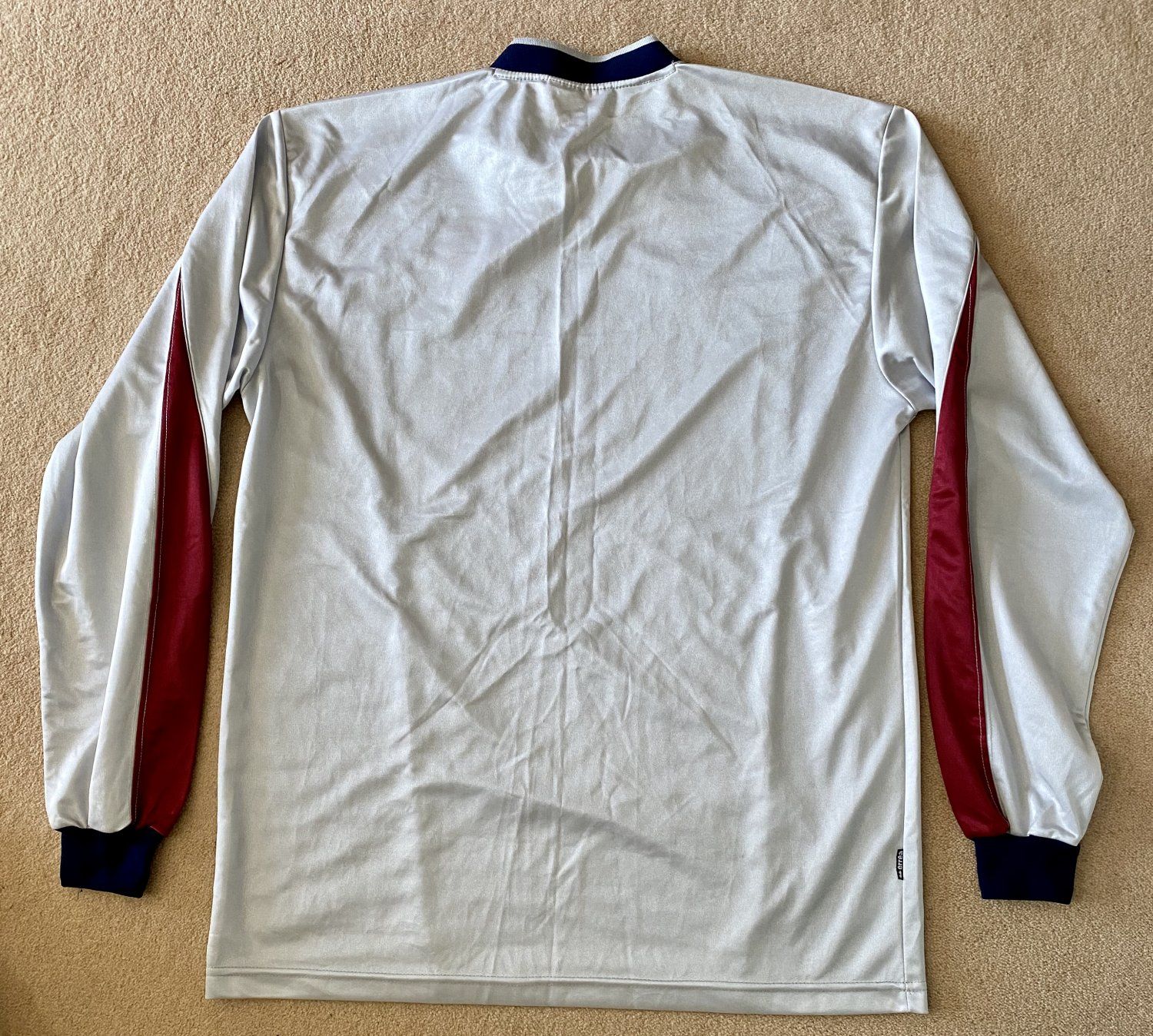 Brighton & Hove Albion 2003-04 GK 2 Kit