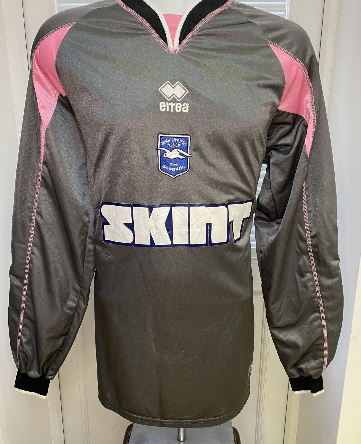 Brighton & Hove Albion 2005-06 GK 2 Kit