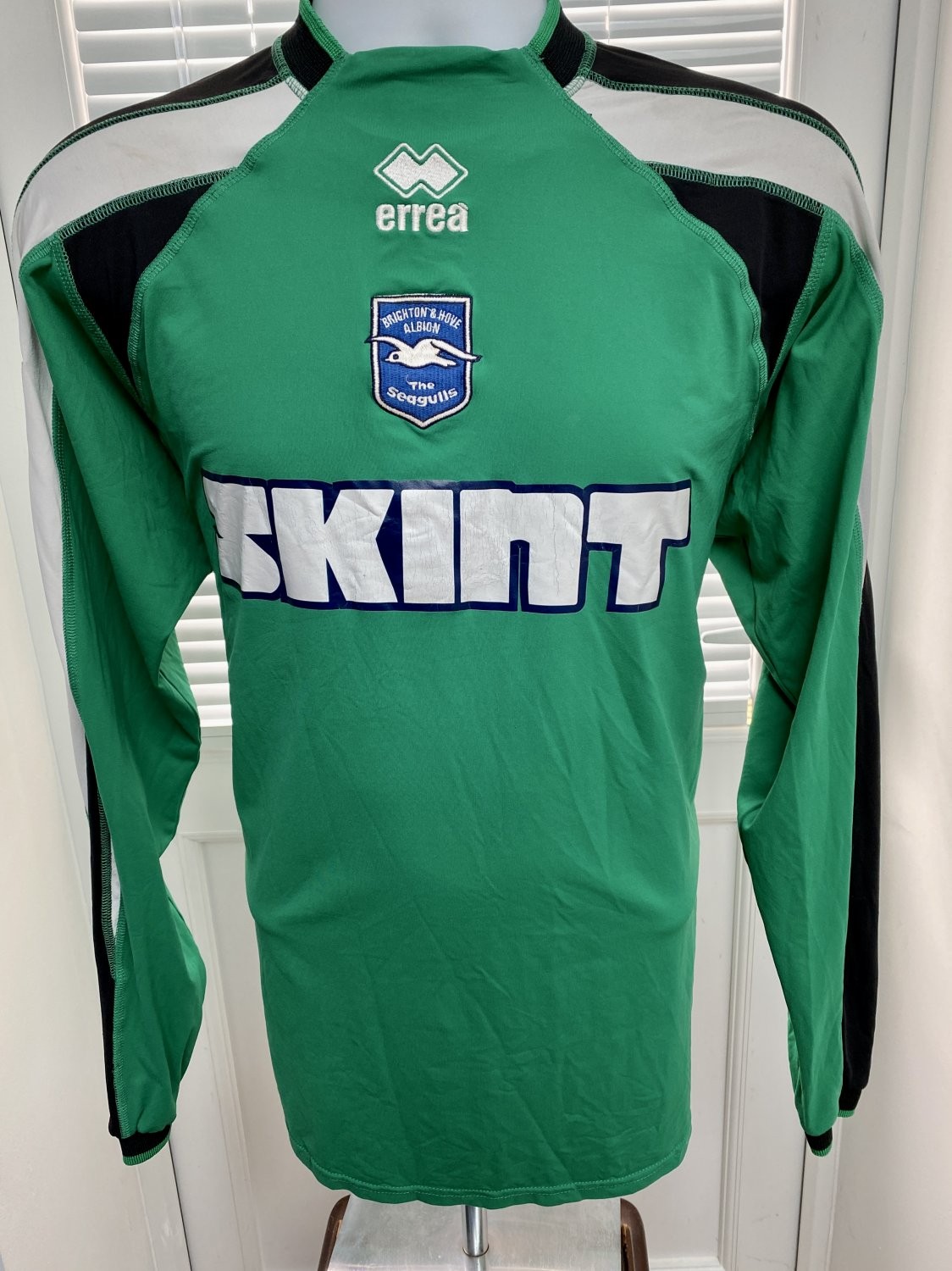 Brighton & Hove Albion 2006-07 GK 1 Kit