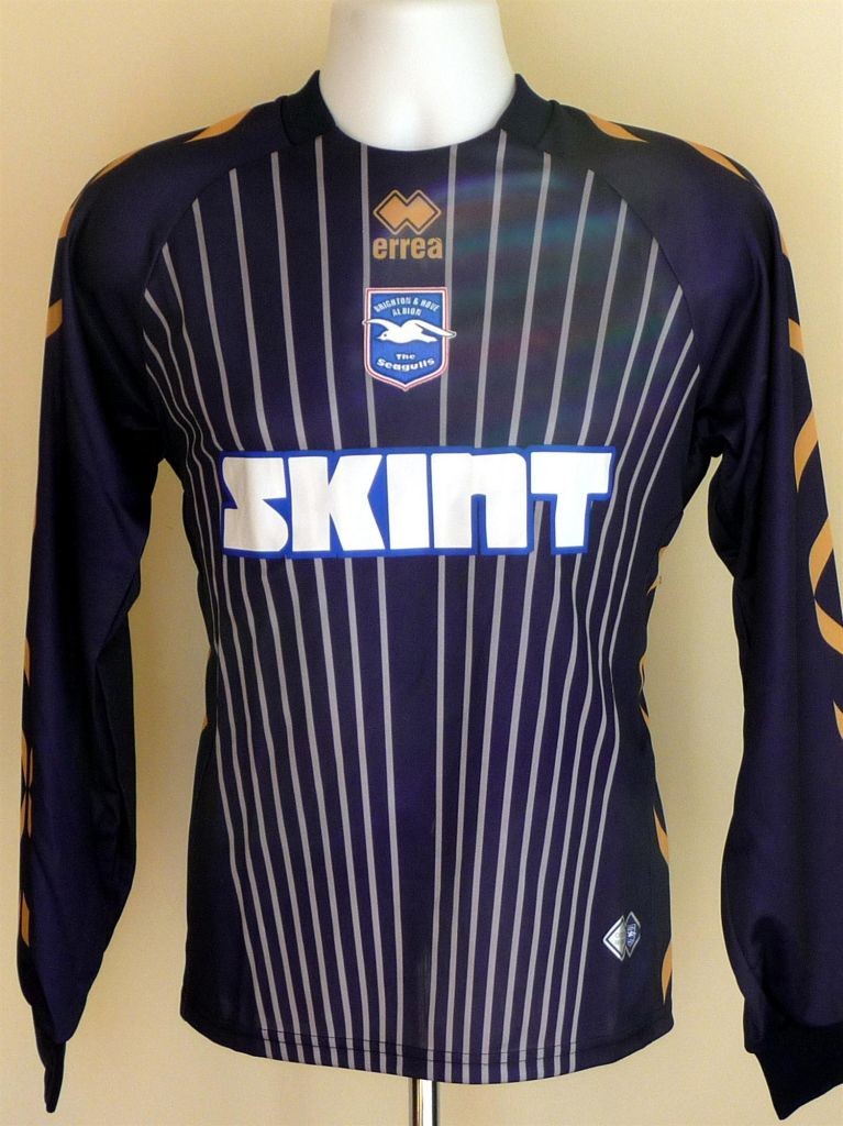 Brighton & Hove Albion 2007-08 GK 2 Kit