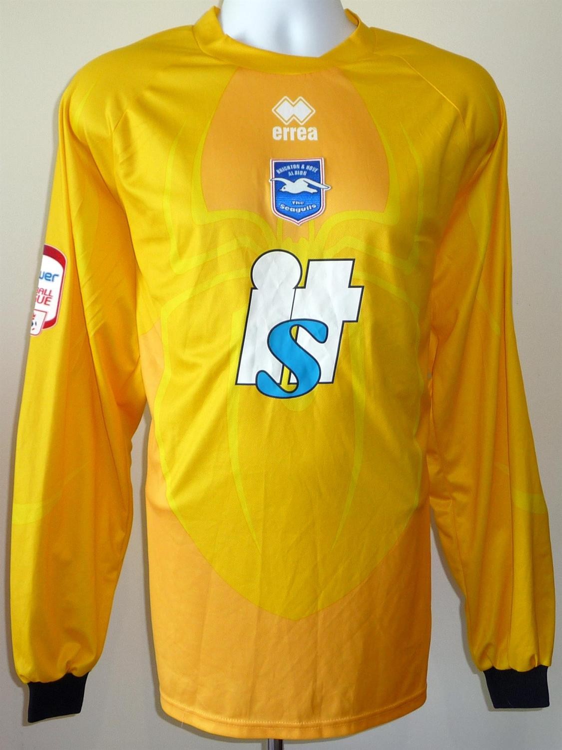 Brighton & Hove Albion 2010-11 GK 2 Kit