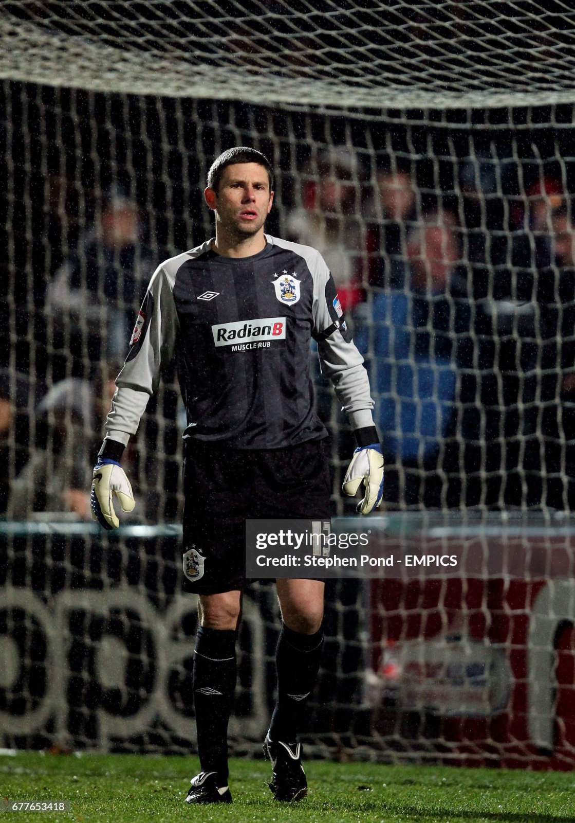 Huddersfield Town 2011-12 GK 2 Kit