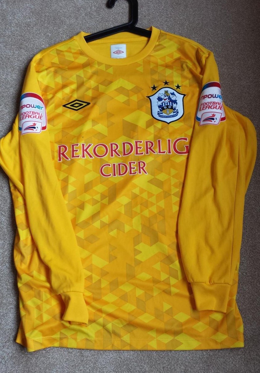 Huddersfield Town 2012-13 GK 2 Kit