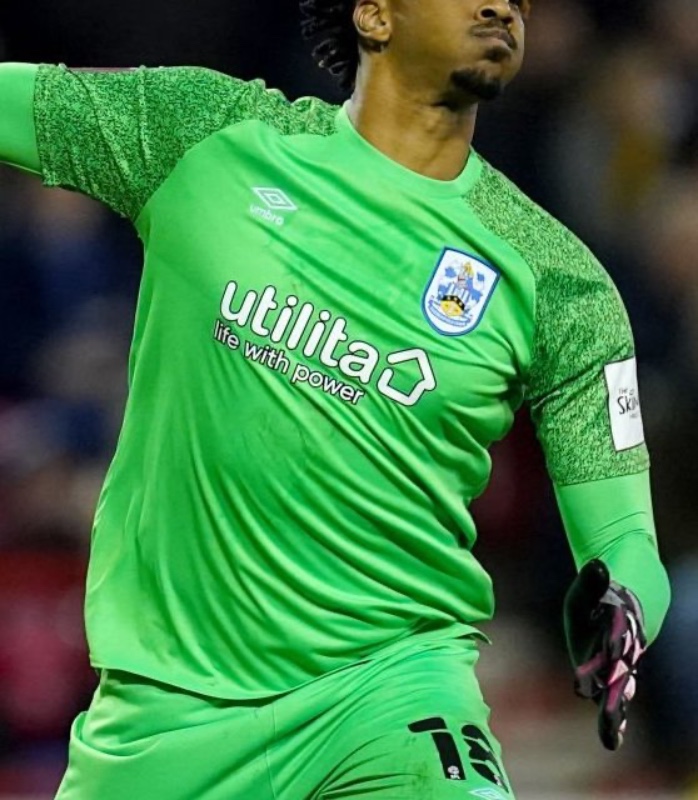Huddersfield Town 2021-22 GK 3 Kit