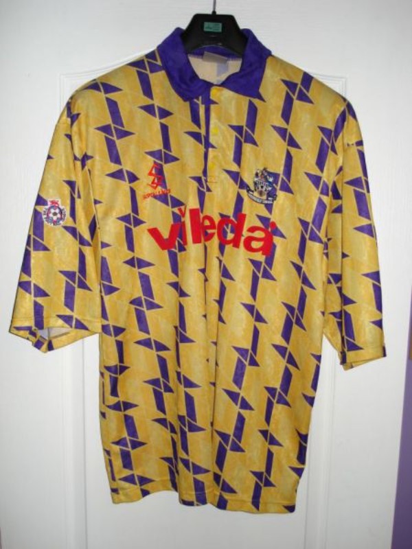 Huddersfield Town 1993-94 Away Kit