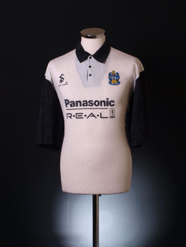 Huddersfield Town 1995-96 Away Kit