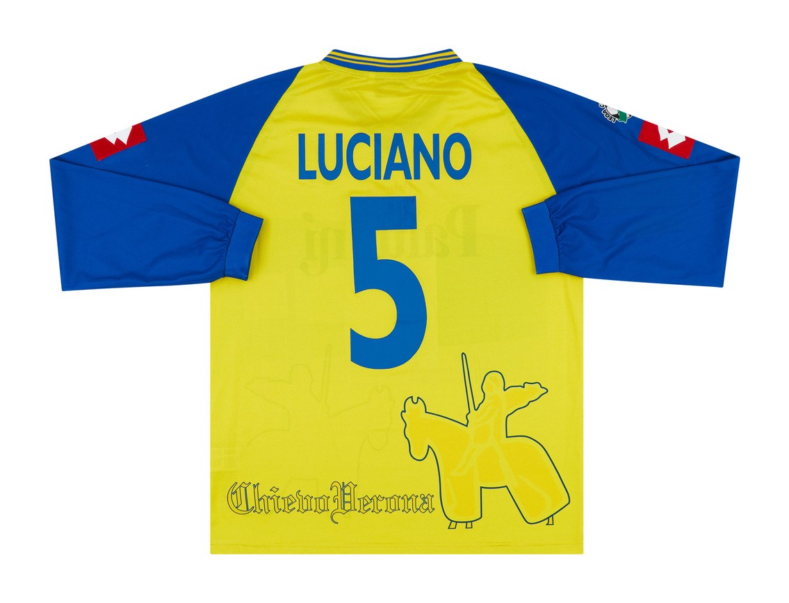 Chievo Verona 2003-04 Home Kit