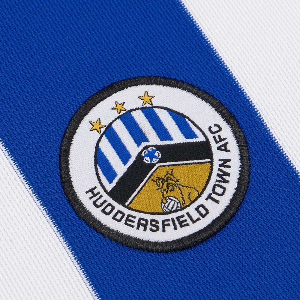 Huddersfield Town 2001-02 Home Kit