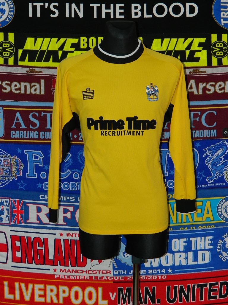 Huddersfield Town 2003-04 GK 2 Kit