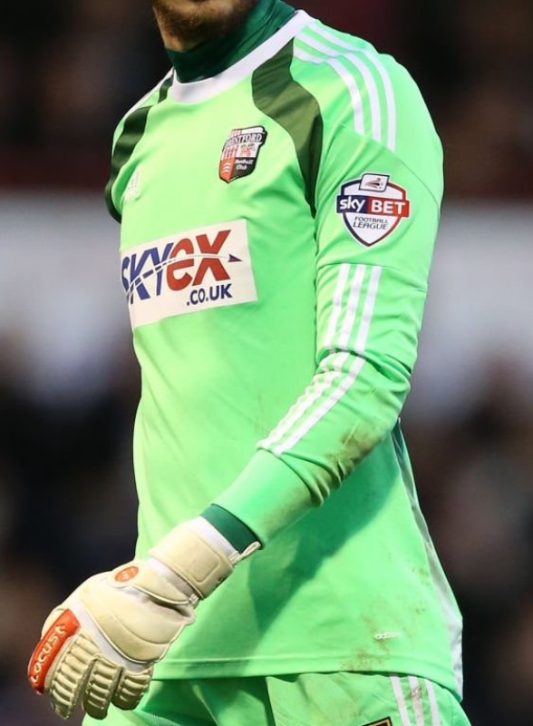 Brentford FC 2014-15 GK 2 Kit