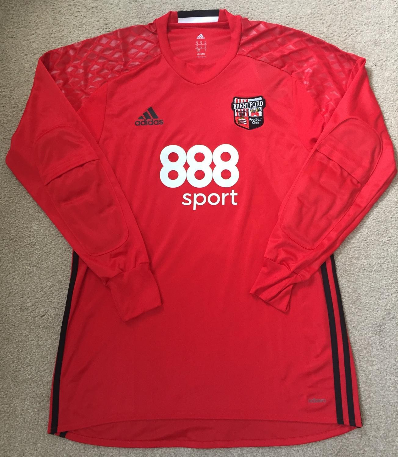 Brentford FC 2016-17 GK 2 Kit