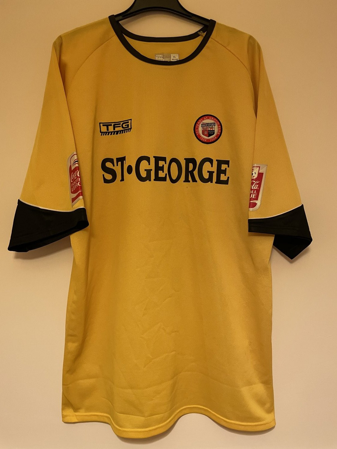 Brentford FC 2004-05 GK Kit