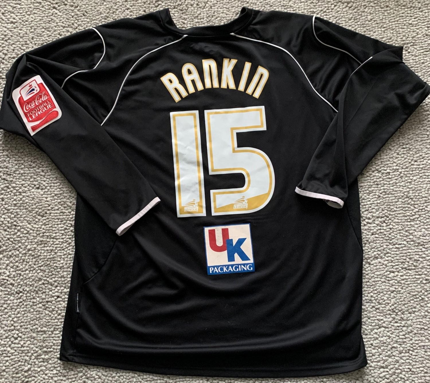 Brentford FC 2005-06 Third Kit