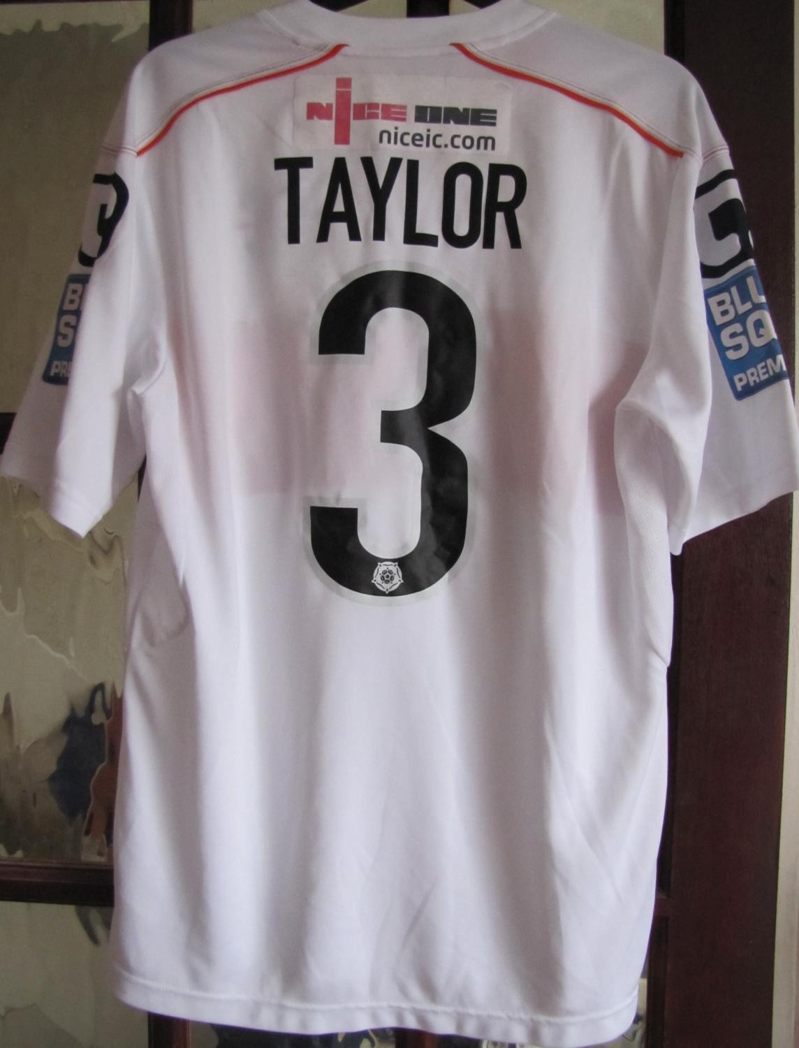 Luton Town 2011-12 Away Kit