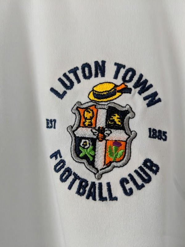 Luton Town 2016-17 Away Kit