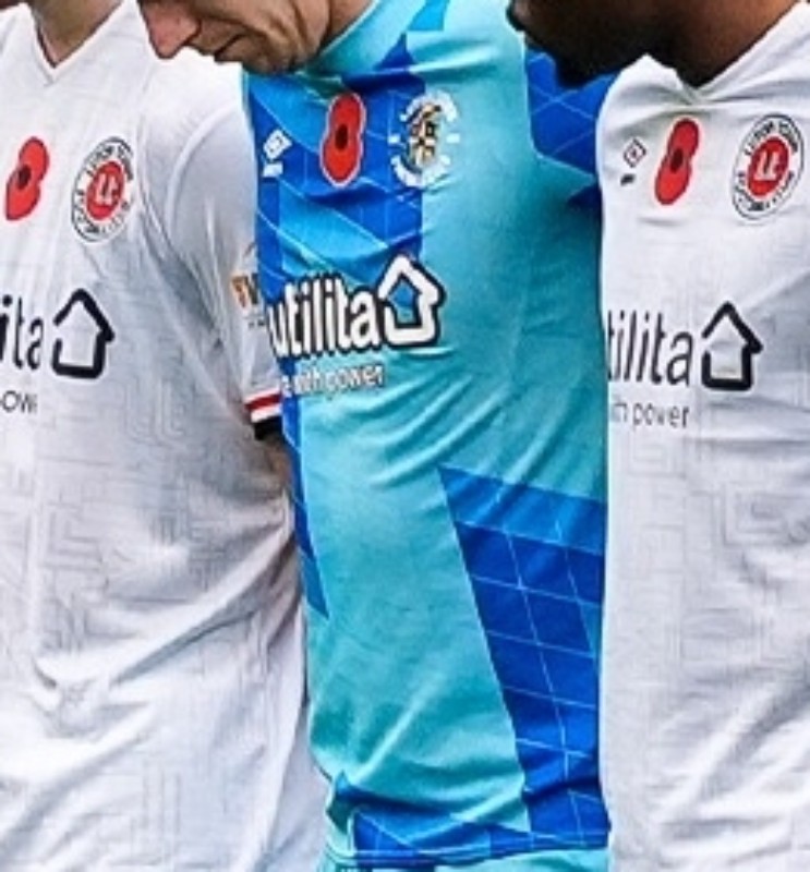 Luton Town 2024-25 GK 2 V2 Kit