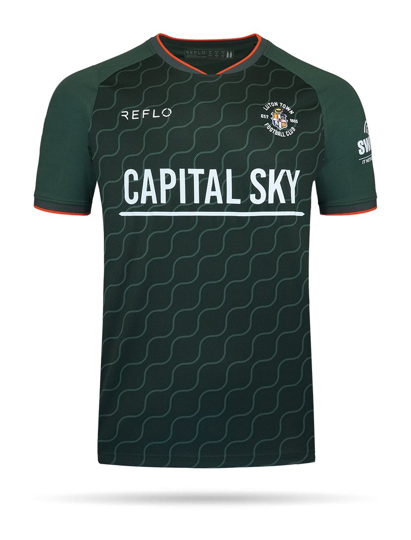 Luton Town 2025-26 GK 1 Kit