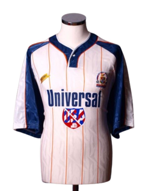Luton Town 1994-95 Home Kit