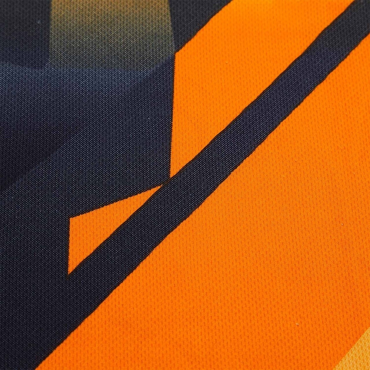 Luton Town 1997-98 GK 1 Kit