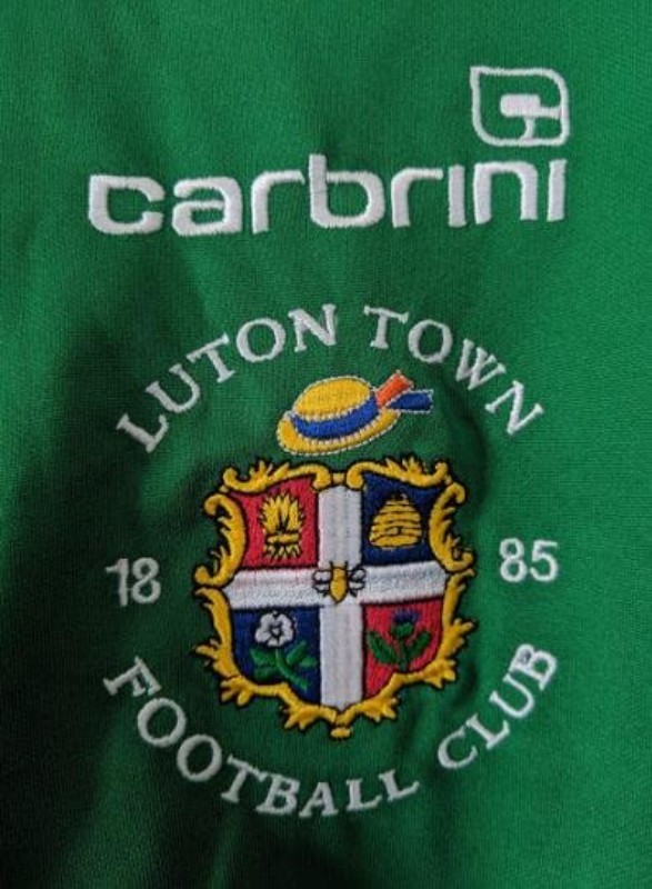 Luton Town 2008-09 GK 1 Kit
