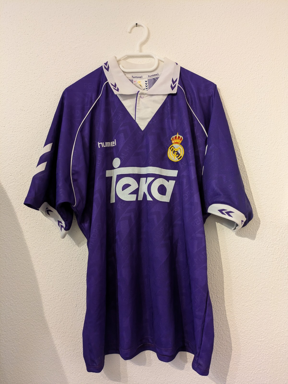 Real Madrid 1993-94 Away Kit