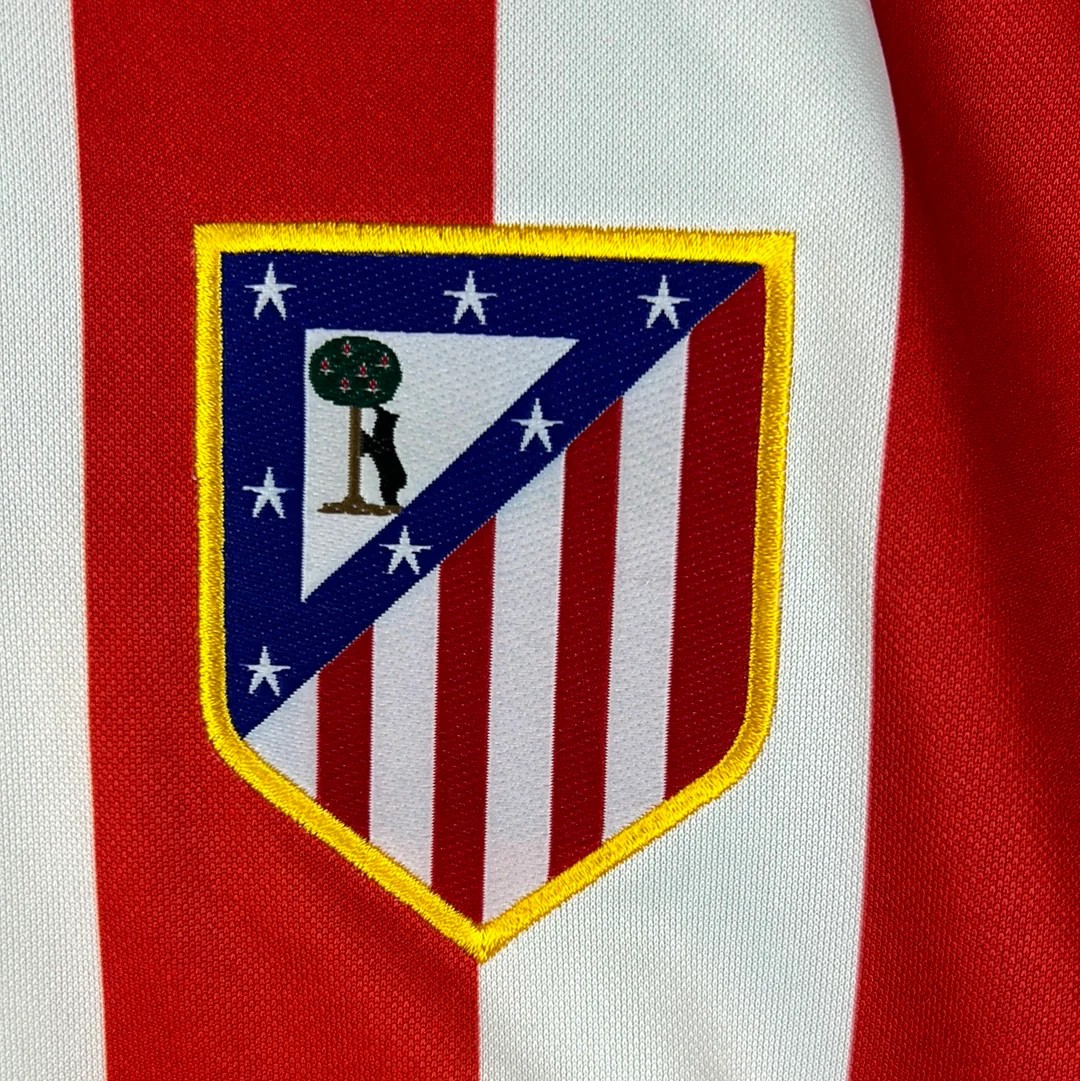 Atlético Madrid 2004-05 Home V11 Kit