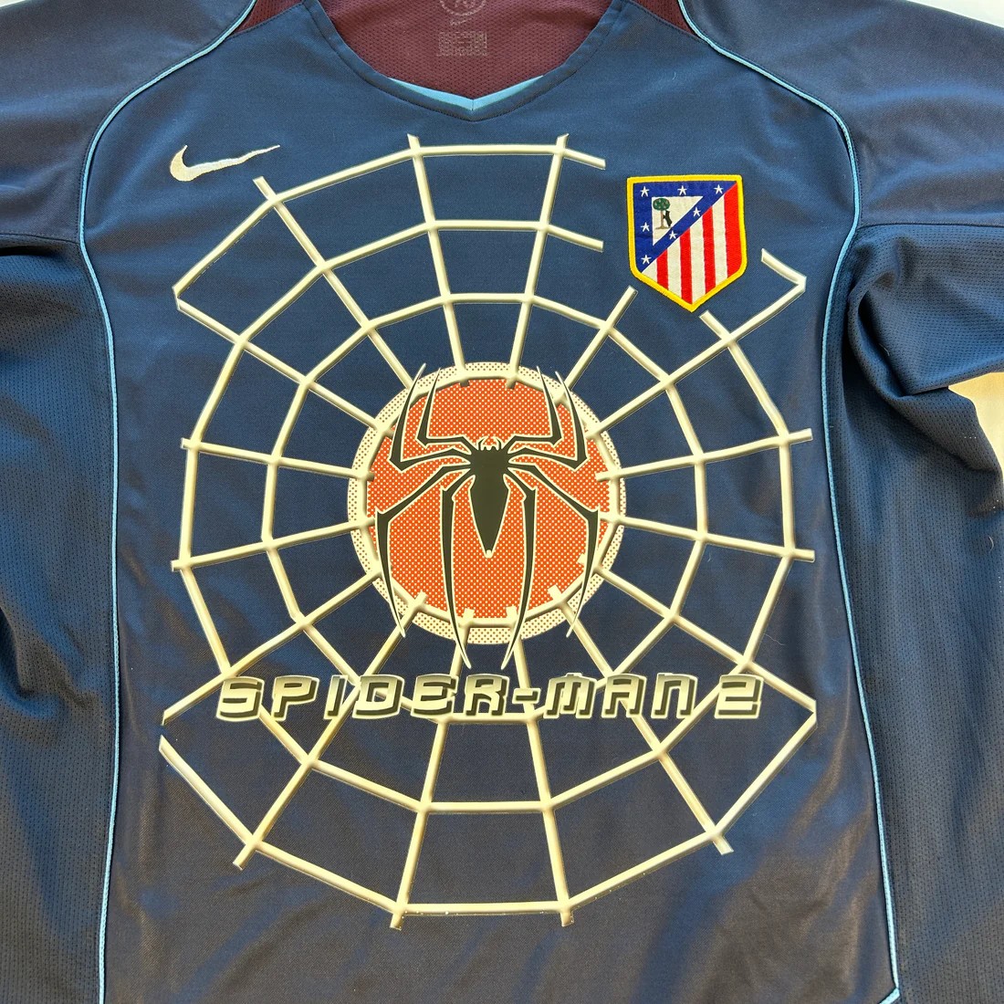 Atlético Madrid 2004-05 Away V2 Kit