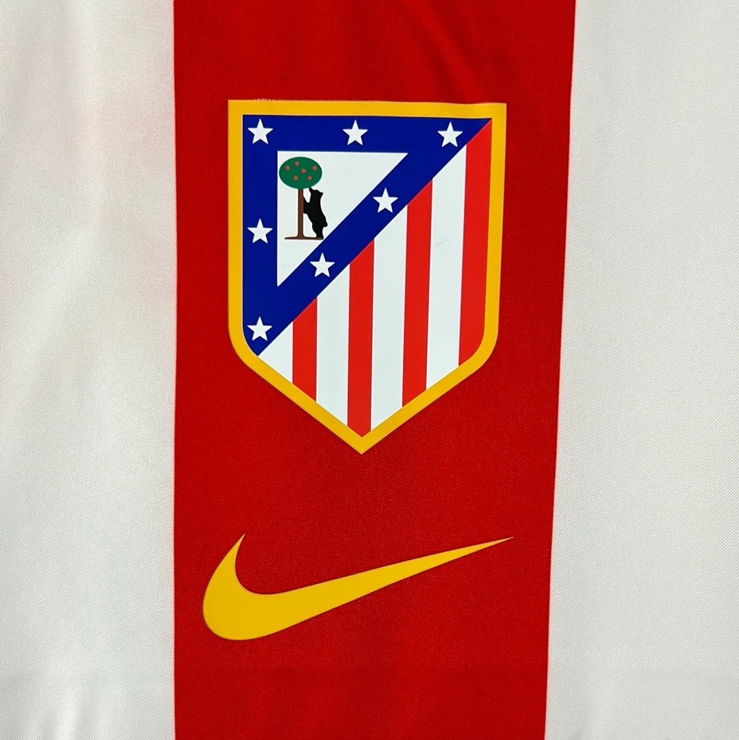 Atlético Madrid 2005-06 Home V2 Kit