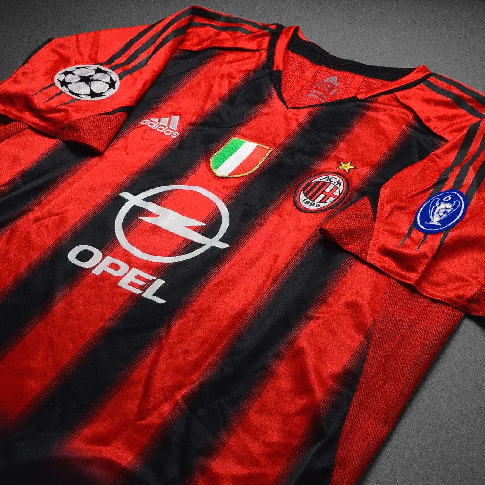 AC Milan 2004-05 Home Kit