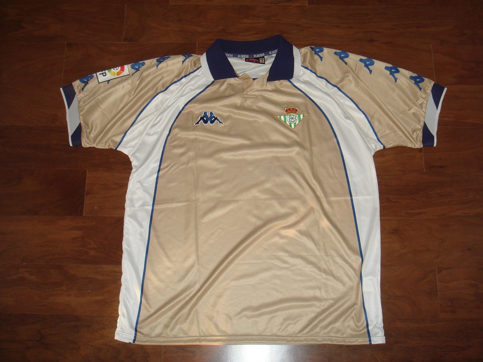 Real Betis 2000-01 Away Kit