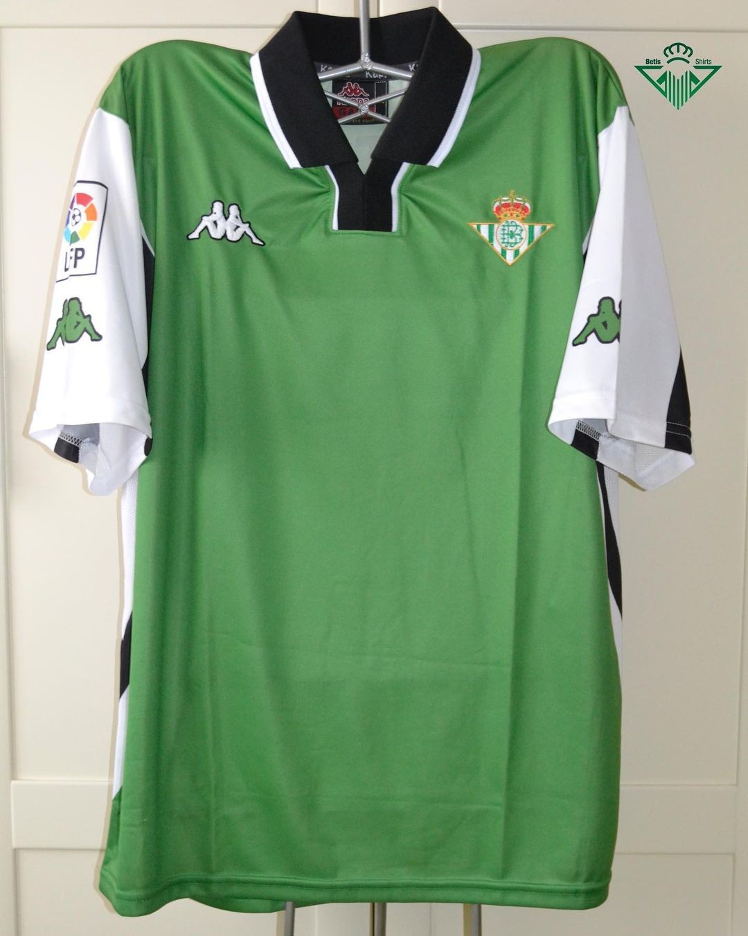 Real Betis 2001-02 Away Kit