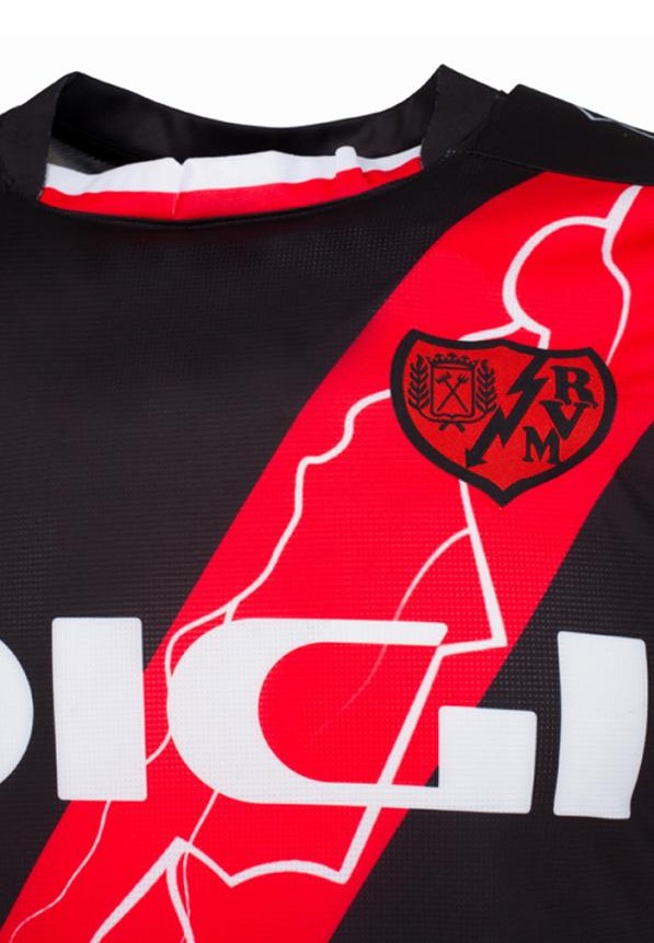 Rayo Vallecano 2021-22 Away Kit